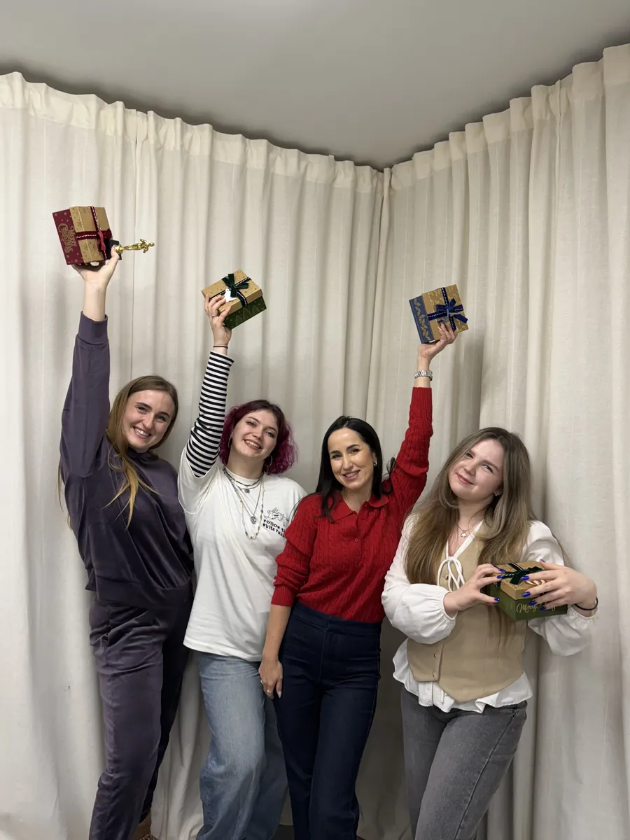 The team with gifts