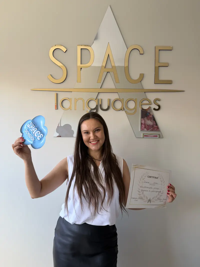 Tetiana Petrova with the SPACE School cloud